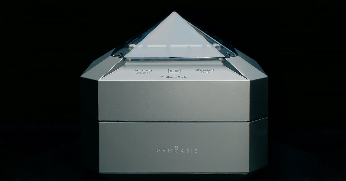 GemOasis-Diamond-Ring-and-Jewelry-Cleaning-Machine